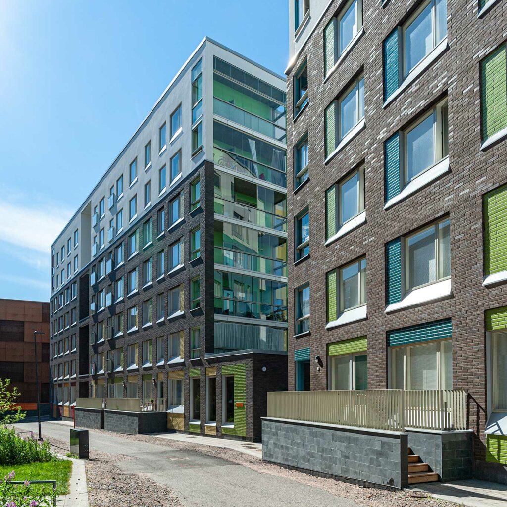 Lahden Elementtisaumaus Oy - Julkisivun elementtisaumaus Helsinki