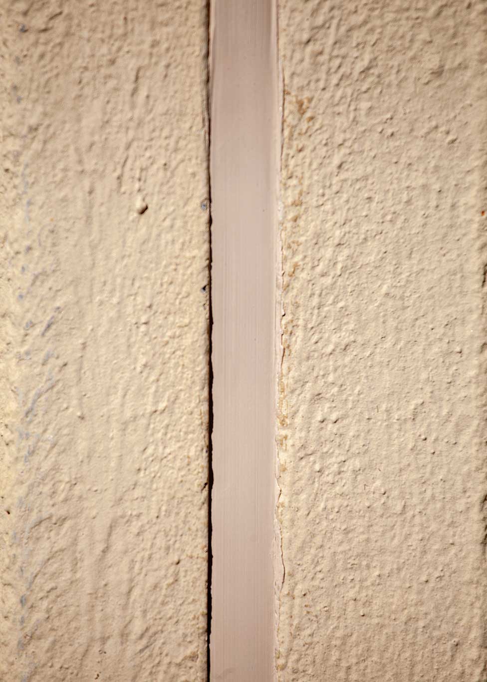 Lahden Elementtisaumaus Oy - Elementtisaumojen uusiminen - Valmis sauma